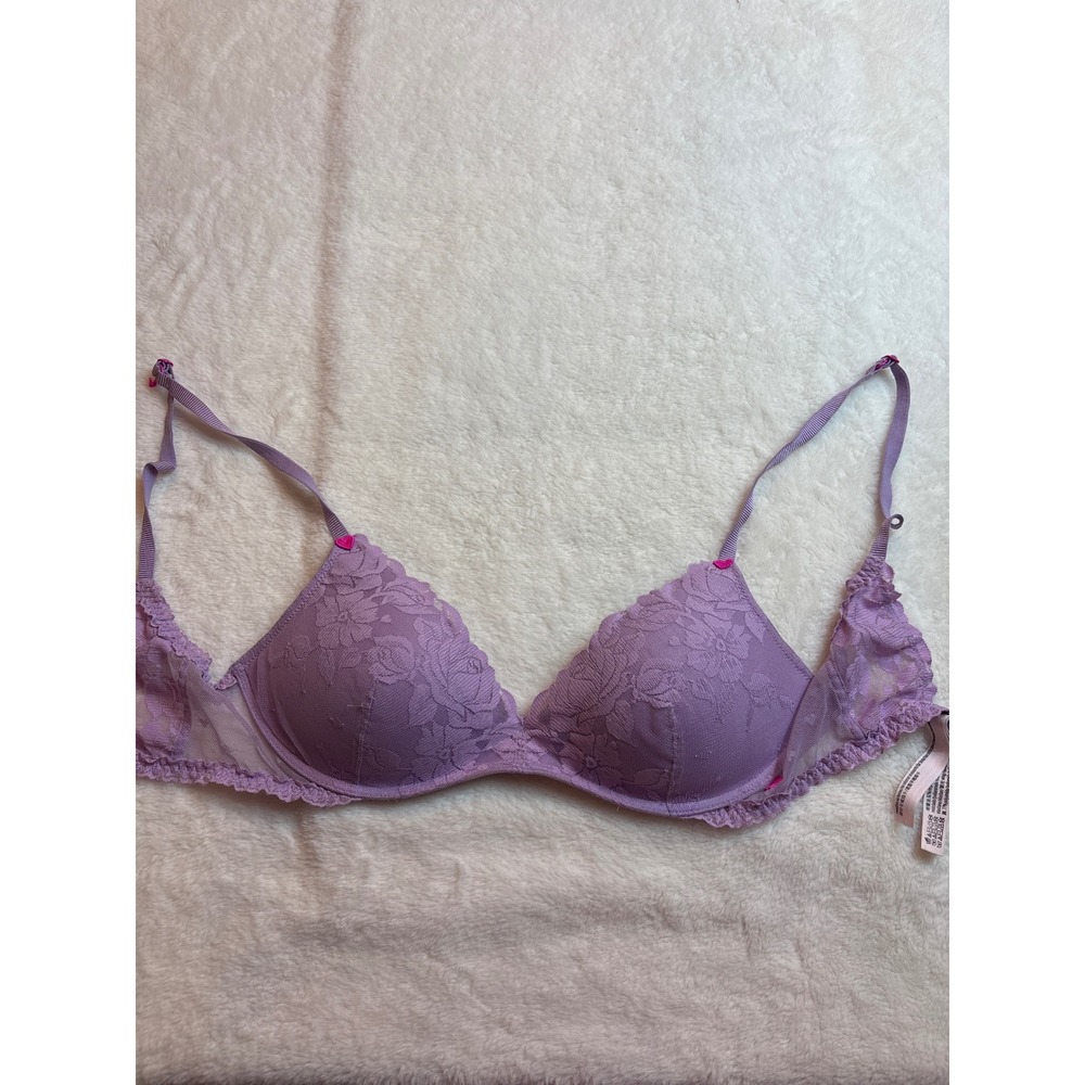 Victorias Secret Purple Floral Lace Wireless Padded Plunge Bra 34C 422426-QCJ